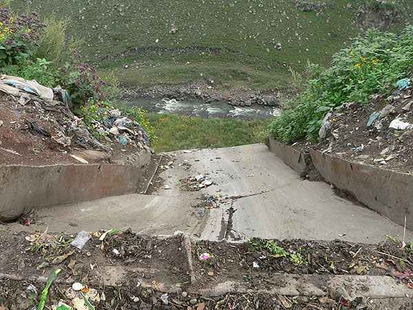 Trash Problem in Armenia